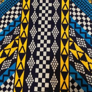 BCBGMAXAZRIA SKIRT size small